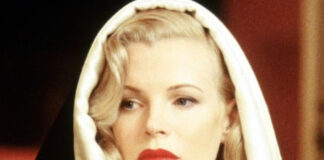 Op-Ed: Kim Basinger had one of the best performances of the ’90s in ‘L.A. Confidential’ Kim Basinger in 'L.A. Confidential'