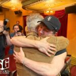 C. Thomas Howell visits ‘The Outsiders’ musical on Broadway with Darren Dalton, both ‘Ponyboys’ finally meet C. Thomas Howell and Brody Grant