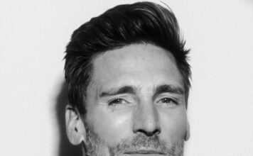 Andrew Walker to star in a new Hallmark holiday movie with Lacey Chabert Andrew Walker