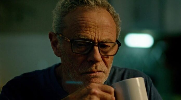 Remembering Tristan Rogers (1946-2025): Emmy award-winning actor of ‘General Hospital,’ ‘The Bay,’ and ‘Studio City’ Tristan Rogers in 'Studio City'