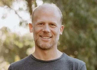 Josh Tickell and Ian Somerhalder to celebrate ‘Kiss the Ground’ book at Barnes & Noble at The Grove Josh Tickell