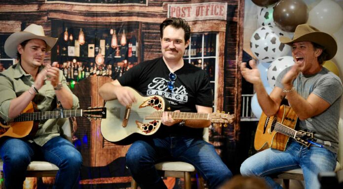 Review: Scott Reeves, Matt Reeves, and Carson Boatman perform at Star Image Entertainment ‘Days of Our Lives’ fan event in Nashville Carson Boatman, Matt Reeves and Scott Reeves