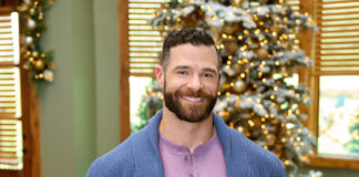 Jake Schum talks about ‘Finding Mr. Christmas’ Season on Hallmark Jake Schum in 'Finding Mr. Christmas' Season 2