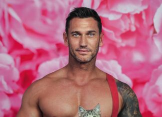 Ben Wallace talks about the 2026 Australian Firefighters Calendar Ben Wallace