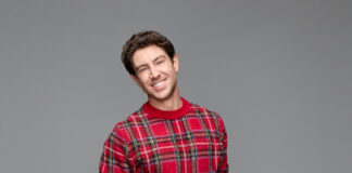 Robbie Simpson talks about ‘Finding Mr. Christmas’ Season 2 on Hallmark Robbie Simpson