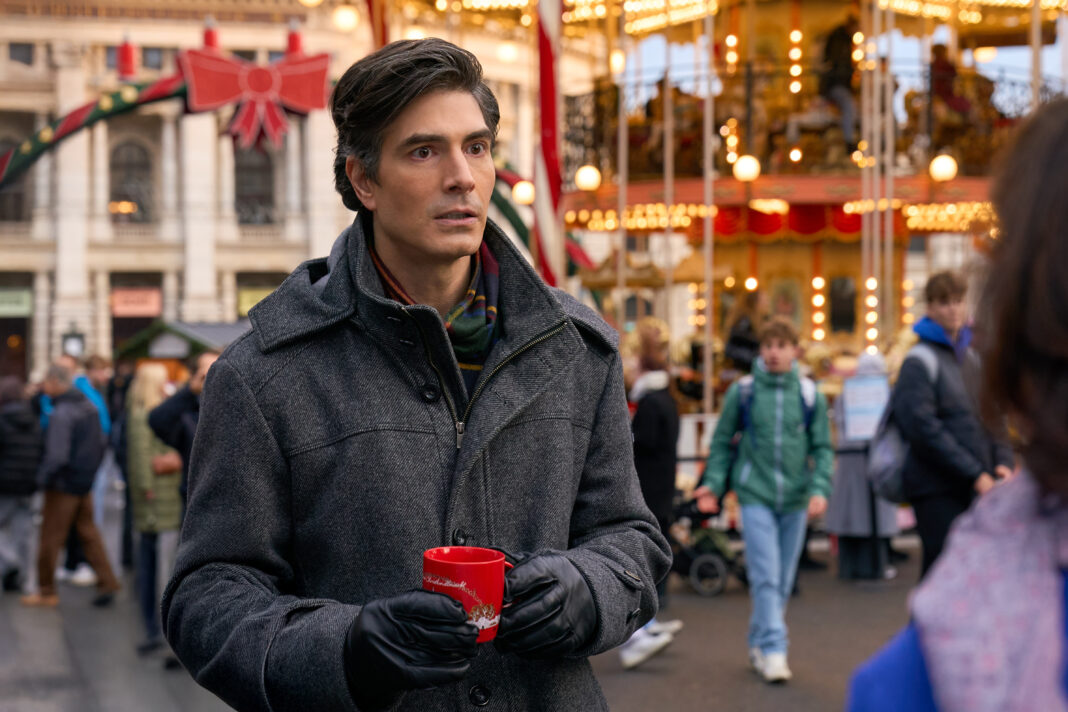 Brandon Routh in 'A Keller Christmas Vacation' Brandon Routh in 'A Keller Christmas Vacation'