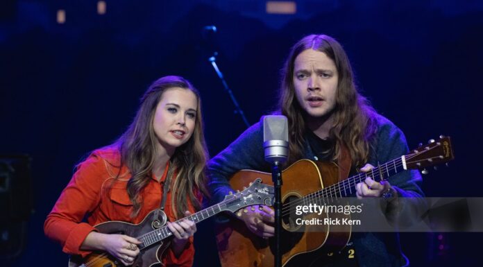 Texas Lightning: Billy Strings Brings Highway Prayers to Austin’s Moody Center Billy Strings and Sierra Hull performing together onstage at the "Austin City Limits Celebrates 50 Years" anniversary taping