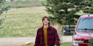 Drake Kuyper talks about ‘Finding Mr. Christmas’ Season 2 on Hallmark Drake Kuyper