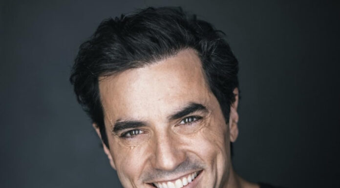 Chatting with actors Antonio Cupo, Stephen Huszar, Daniel Lissing, and Marcus Rosner at Christmas Con Antonio Cupo