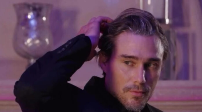 Review: Cody Bruno and Cayla Brady star in new Vigloo vertical drama Cody Bruno