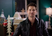 Chatting with Andrew Walker, Danica McKellar, Jane Seymour, Brittany Bristow, and Paul Greene at Christmas Con Andrew Walker