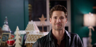 Chatting with Andrew Walker, Danica McKellar, Jane Seymour, Brittany Bristow, and Paul Greene at Christmas Con Andrew Walker