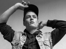 Meet Hunter Warr: Fashion model, influencer, and aspiring actor Hunter Warr