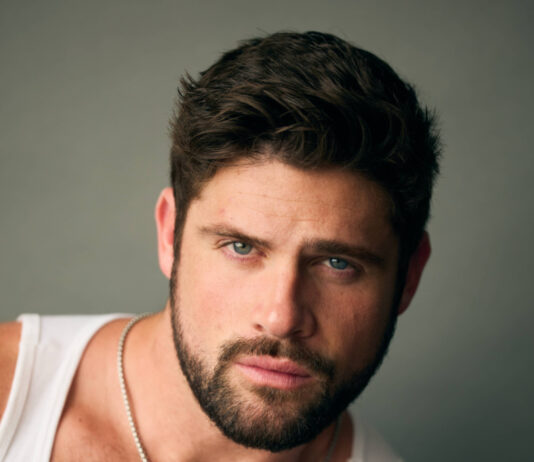 Review: Cayman Cardiff, Tyler Scherer, and Tess Dinerstein star in ‘Forgive Me Father’ vertical drama Cayman Cardiff