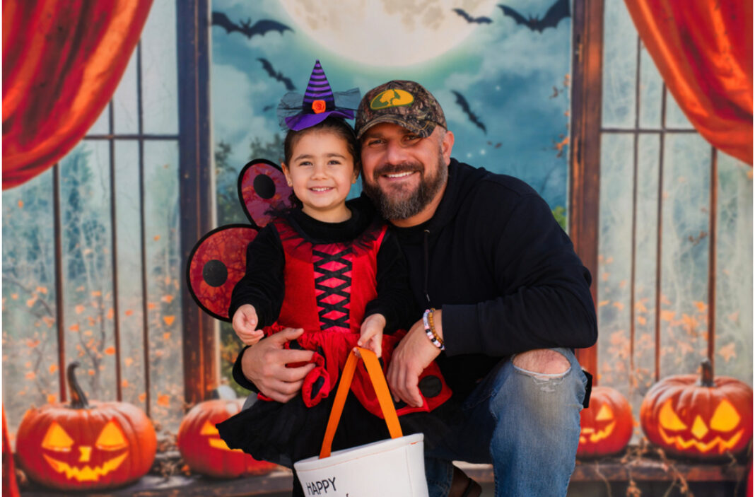 Scott with his daughter Laila