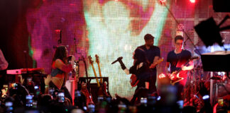 What Endures: A Night With Alanis Morissette, Ella Langley, and St. Vincent at Spotify’s 20th Anniversary Alanis Morissette and DJ St. Vincent take the Spotify stage for a special duo performance of "You Oughta Know" in Austin, Texas for SXSW 2026