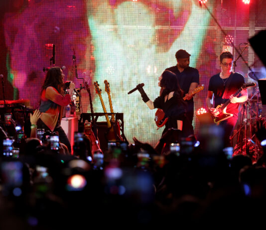 What Endures: A Night With Alanis Morissette, Ella Langley, and St. Vincent at Spotify’s 20th Anniversary Alanis Morissette and DJ St. Vincent take the Spotify stage for a special duo performance of "You Oughta Know" in Austin, Texas for SXSW 2026