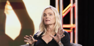 Erika Eleniak to reprise her ‘Baywatch’ role in new Fox sequel series Erika Eleniak