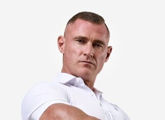 Magic Men Australia performers mourn the loss of beloved fan, underscore the need to check in on people Ceaser Smith of Magic Men Australia