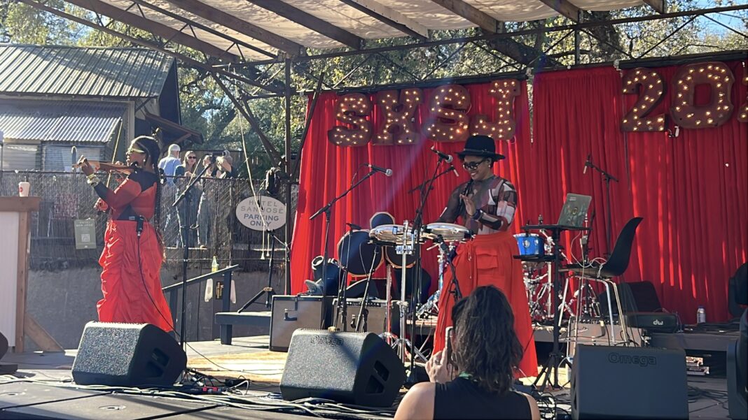 OKAN at SXSJ 2026 | True Hollywood Talk Elizabeth Rodríguez and Magdelys Savigne of OKAN performing live at Hotel San Jose's SXSJ during SXSW 2026