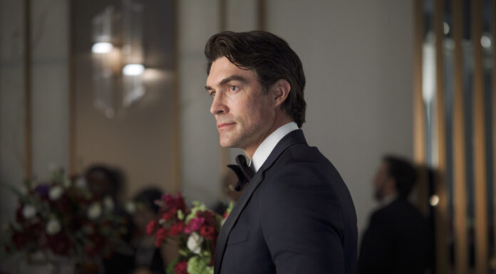 Peter Porte discusses starring in ‘The Love Heist’ on Hallmark Peter Porte in 'The Love Heist'
