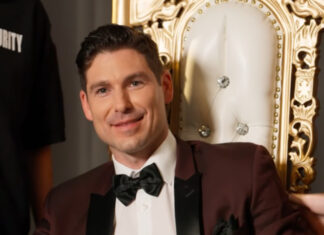 Robbie Silverman talks about starring in vertical dramas Robbie Silverman in 'Step Aside, I'm the King of Capital'