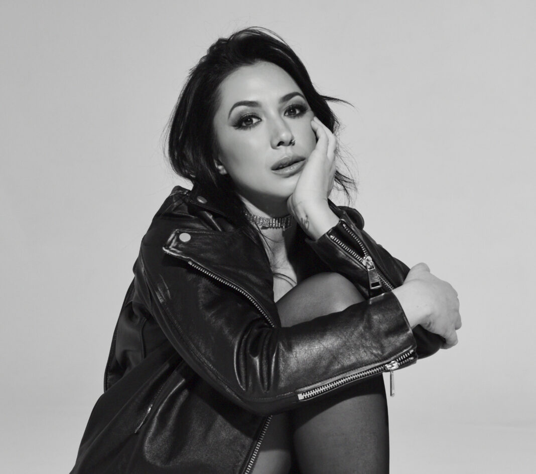 Michelle Branch featured in True Hollywood Talk Michelle Branch featured in True Hollywood Talk