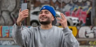 Greek restaurant sets up fundraiser for influencer Ertan Bek Ertan Bek