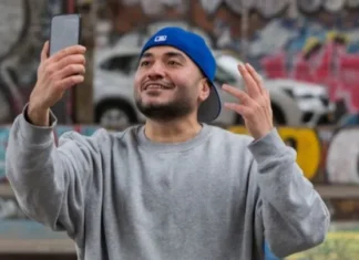 Greek restaurant sets up fundraiser for influencer Ertan Bek Ertan Bek