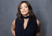 Review: Martina McBride mesmerizes Easton, Pennsylvania, with powerhouse vocals Martina McBride