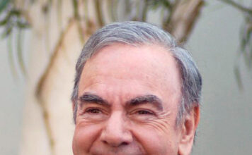 Op-Ed: Neil Diamond is the ‘heart and soul’ of American songwriting Neil Diamond