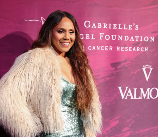 Chatting with Deborah Cox at the 2026 Angel Ball GALA Deborah Cox